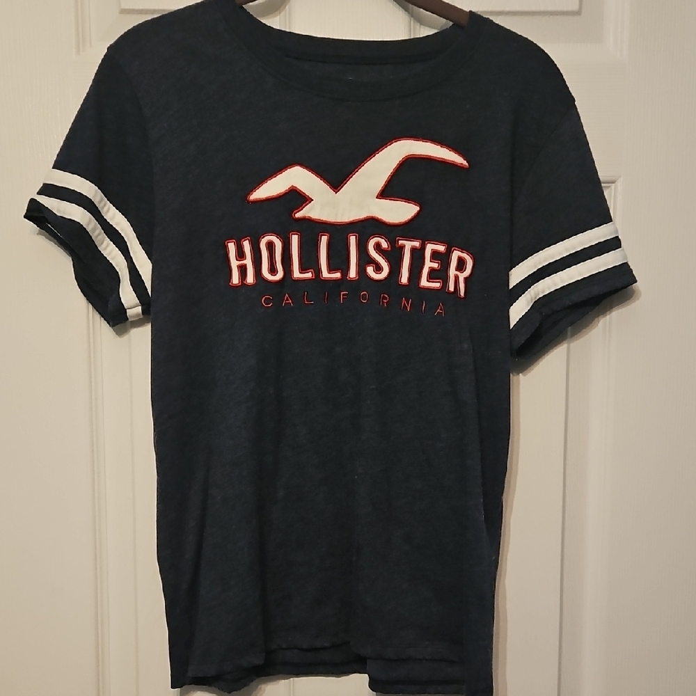 Hollister Dark Blue Tee with Red and White Accents